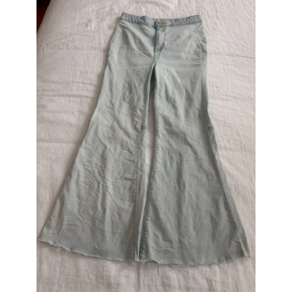 Free People, We the Free Flare Bottom High Rise Jeans, size 29.